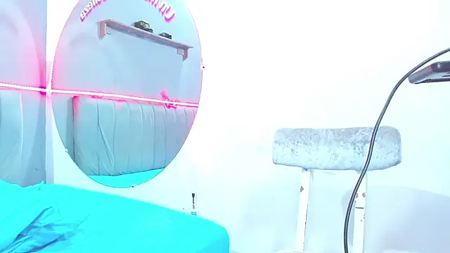 minimi naty online show from 12/27/24, 10:37