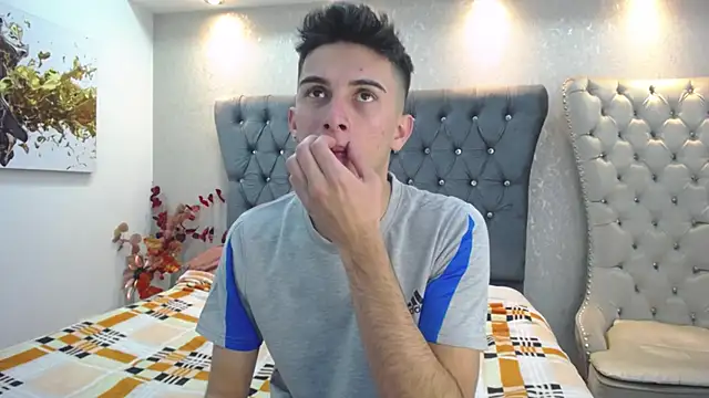 Snapshot of MrWilliseo chatting on 01/07/25, 10:30 MrWilliseo online show from 01/07/25, 10:30