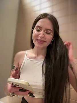 meow girl online show from 01/25/25, 02:14