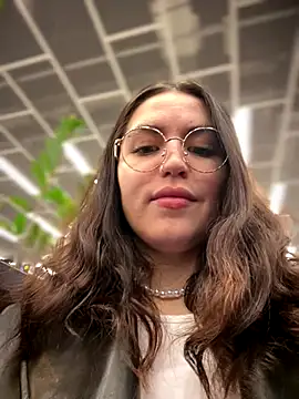 meow girl online show from 11/28/25, 08:06