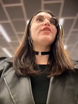 meow girl online show from 12/04/25, 03:54