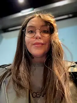 meow girl online show from 02/15/26, 11:08