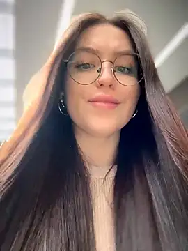 meow girl online show from 04/18/26, 11:47