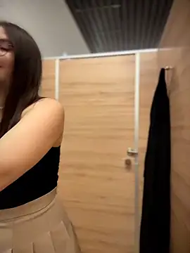 meow girl online show from 05/19/26, 11:38