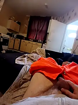 Snapshot of ADAMWILBY34 chatting on 11/03/25, 09:43 ADAMWILBY34 online show from 11/03/25, 09:43