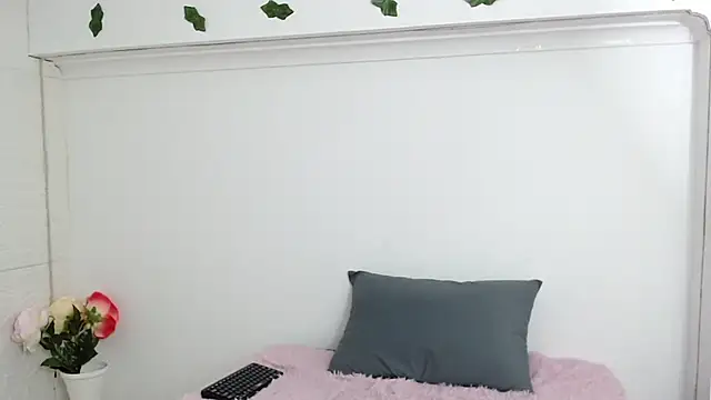 Vanse lust online show from 01/28/25, 12:36