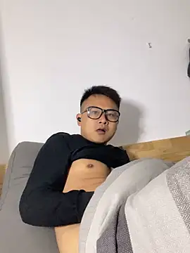 lixiaoshuai8 online show from 03/06/25, 02:51