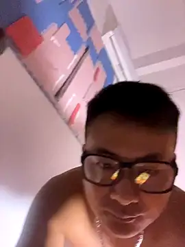 lixiaoshuai8 online show from 09/11/25, 04:56