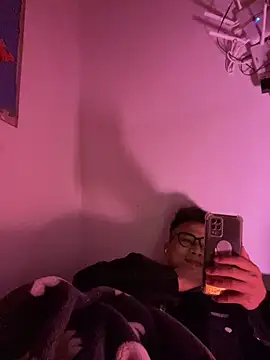 lixiaoshuai8 online show from 02/10/26, 05:33