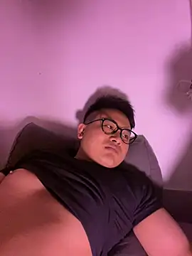 lixiaoshuai8 online show from 02/23/26, 06:11