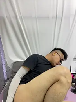 lixiaoshuai8 online show from 03/17/26, 07:12