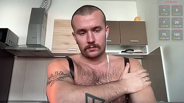 cute mark online show from 12/29/24, 11:07