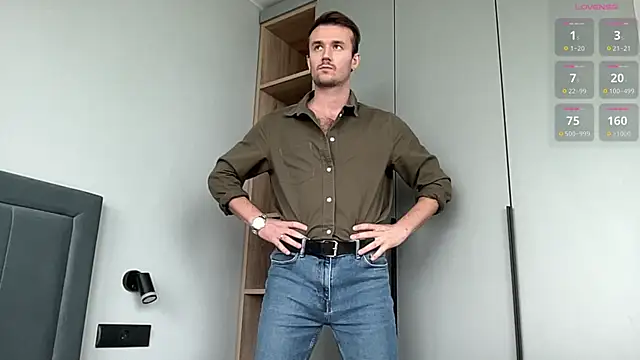 cute mark online show from 09/19/25, 10:16