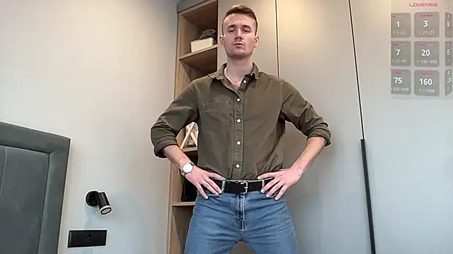 cute mark online show from 11/23/25, 09:42