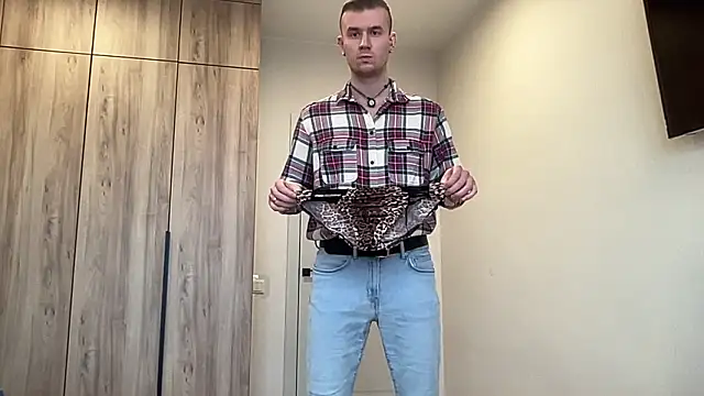 cute mark online show from 02/27/26, 12:38