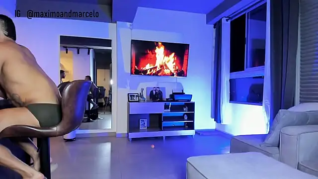 Maximo Marcelo online show from 01/14/25, 02:08