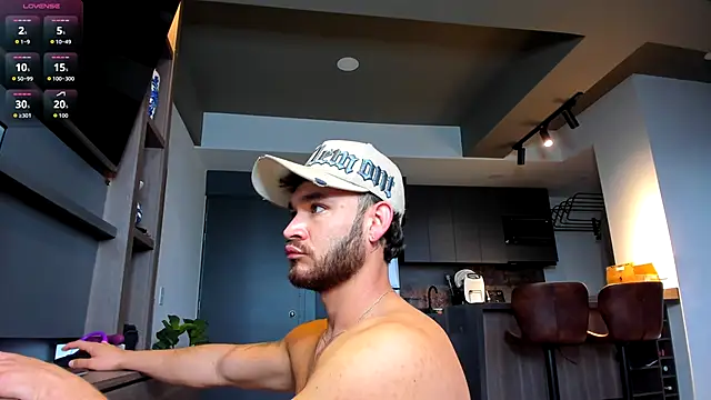 Maximo Marcelo online show from 10/30/25, 11:11