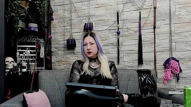 CruelMistress online show from 01/11/26, 01:32