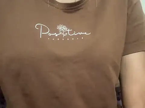  FluffyHxney  online show from 03/06/25, 11:03