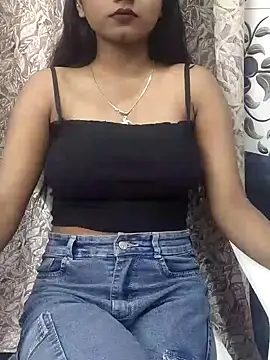 Snapshot of Ishaani_0 chatting on 02/06/25, 03:52 Ishaani 0 online show from 02/06/25, 03:52