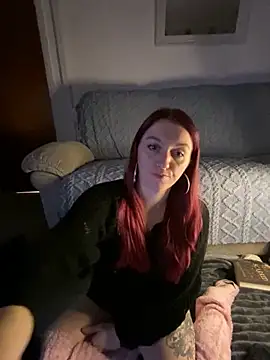 Snapshot of Stoner_BarbieXX chatting on 12/29/24, 10:25 Stoner BarbieXX online show from 12/29/24, 10:25