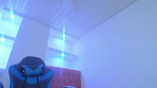 zoe connor19 online show from 03/09/25, 04:33