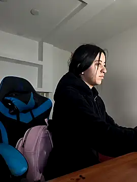 zoe connor19 online show from 10/11/25, 08:40