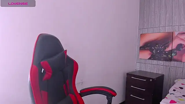 zoe connor19 online show from 04/10/26, 08:46