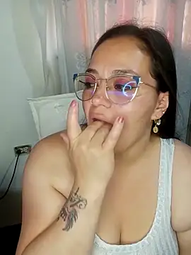 emily sweet13 online show from 03/08/25, 10:13