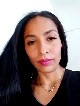 chloewildd  online show from 12/18/24, 08:36