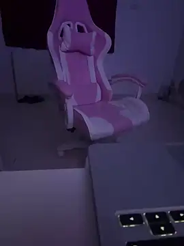 brithneysquirt online show from 01/12/25, 05:45