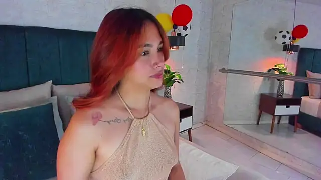 Snapshot of AdeleAndersonn chatting on 07/04/26, 04:02 AdeleAndersonn online show from 07/04/26, 04:02