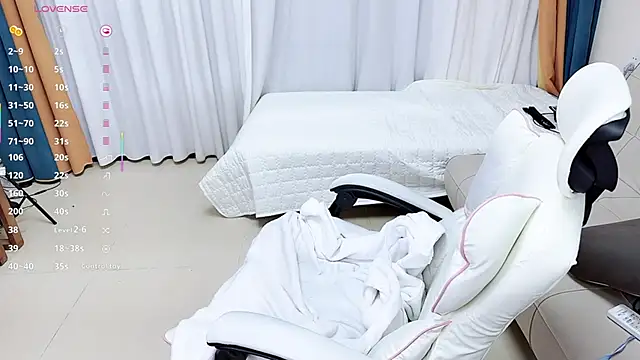 808dass online show from 03/10/25, 01:10