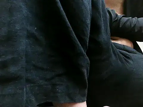 sexyguy1231 online show from 11/15/25, 06:55