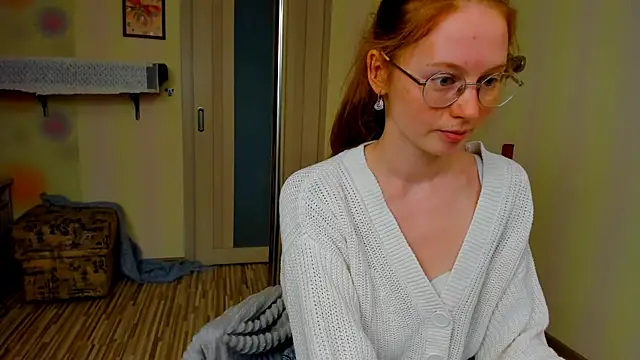 Fire Luna online show from 10/06/25, 04:54