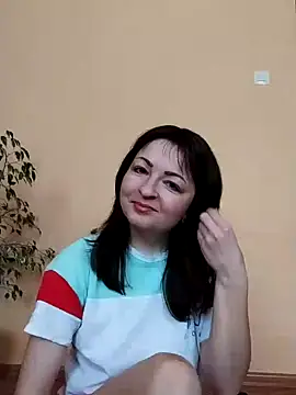 Snapshot of Kate289 chatting on 01/06/25, 07:42 Kate289 online show from 01/06/25, 07:42
