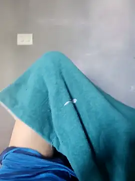 Snapshot of Juliano69xv chatting on 03/18/25, 12:47 Juliano69xv online show from 03/18/25, 12:47