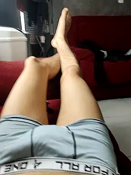 Snapshot of Juliano69xv chatting on 11/22/25, 02:38 Juliano69xv online show from 11/22/25, 02:38