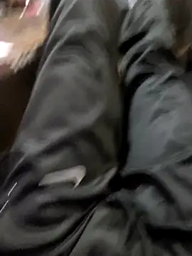 Snapshot of Juliano69xv chatting on 12/21/25, 11:56 Juliano69xv online show from 12/21/25, 11:56