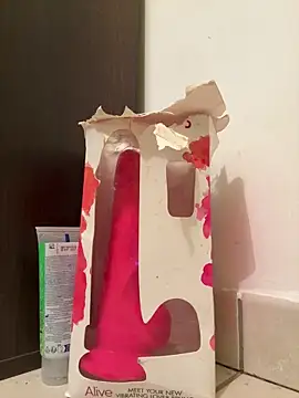 Snapshot of tgehzg chatting on 03/04/26, 08:53 tgehzg online show from 03/04/26, 08:53