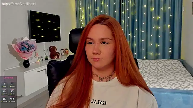 Snapshot of VasilisaHaas chatting on 10/22/25, 09:25 VasilisaHaas online show from 10/22/25, 09:25