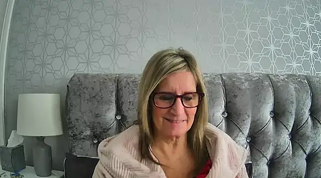 Additive Mature Linda online show from 12/16/24, 10:50