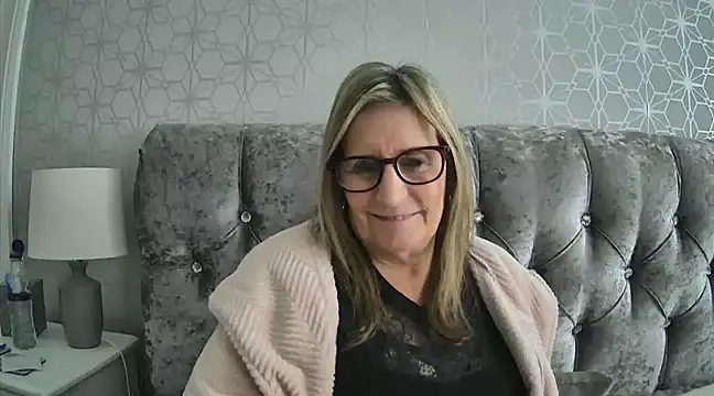 Additive Mature Linda online show from 01/20/25, 02:46