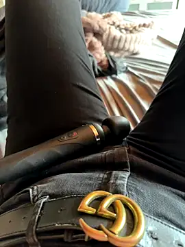 Ana-05 online show from 09/13/25, 10:48