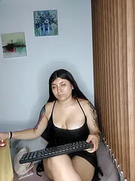 carolayrosse online show from 11/02/25, 04:37