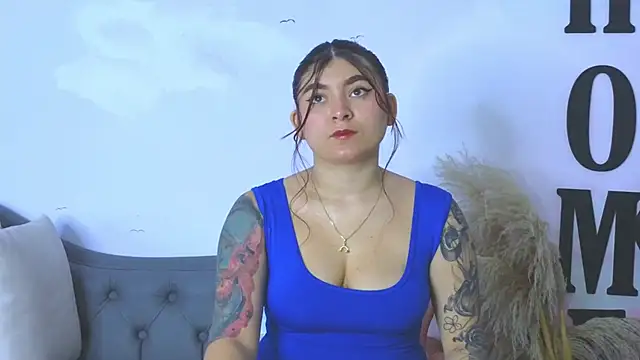 carolayrosse online show from 12/23/25, 04:10