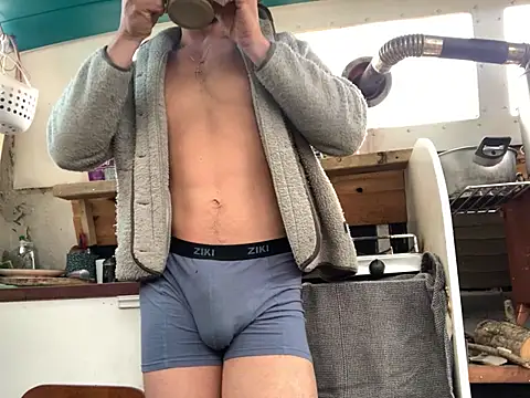 Pepitto-Bambino online show from 03/27/26, 08:26