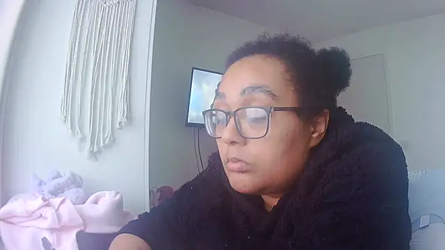 vanilla chocolate23 online show from 04/04/26, 05:10