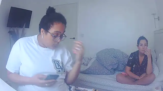 vanilla chocolate23 online show from 04/13/26, 08:09