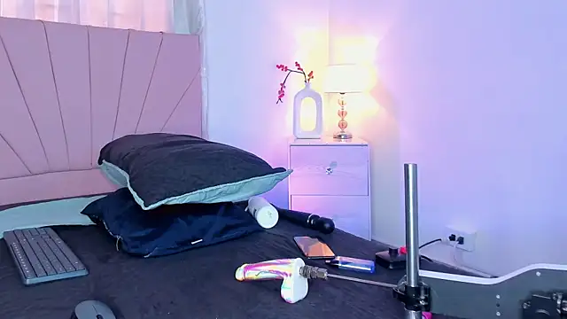 misskatthy1 online show from 04/04/26, 07:11